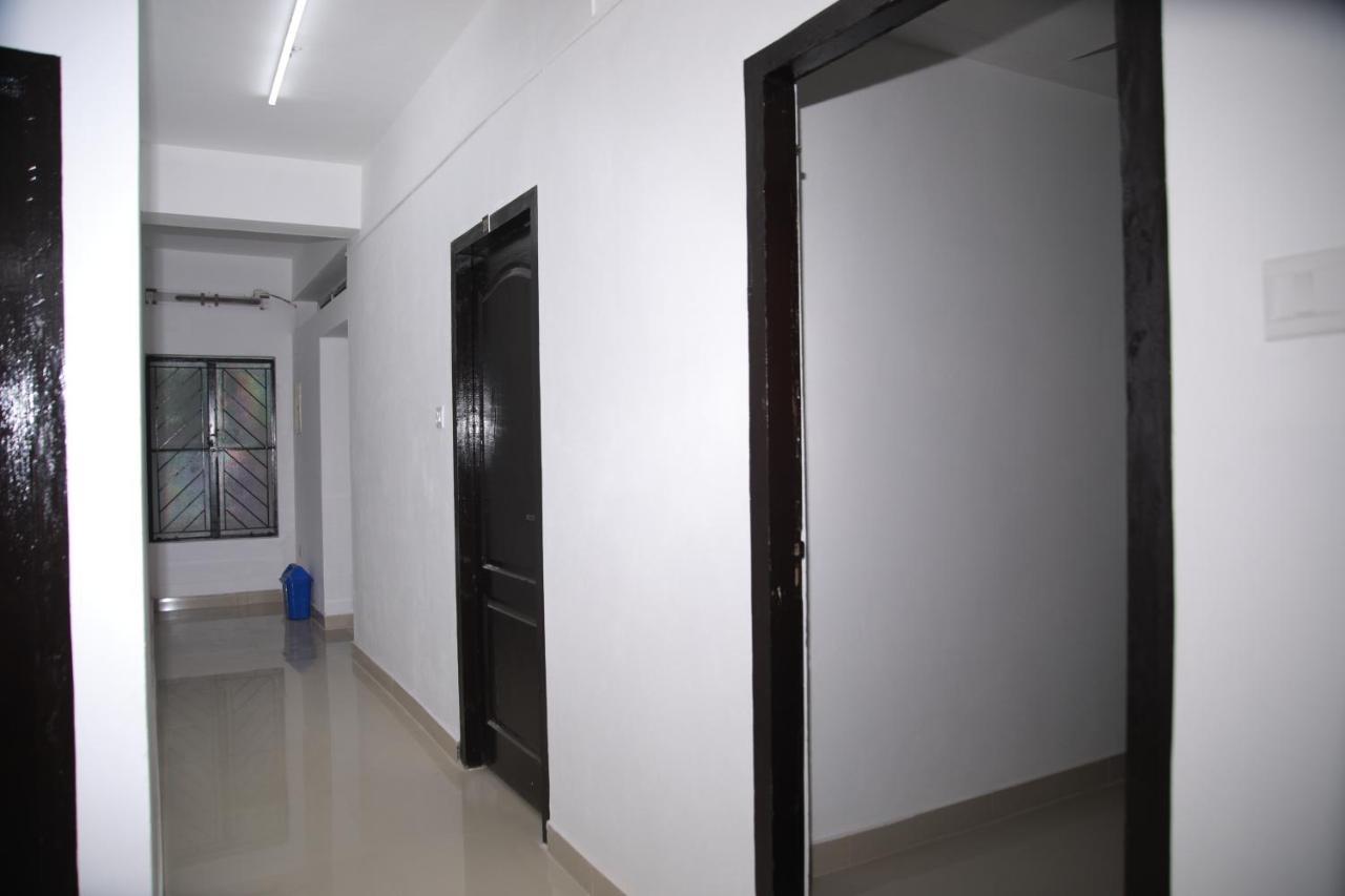 Meghna Residency Hotel Thiruvananthapuram Exterior photo