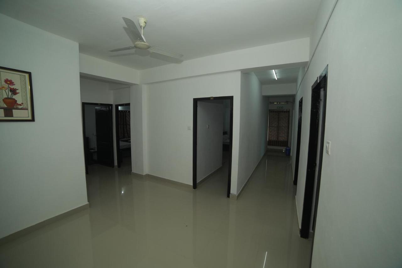 Meghna Residency Hotel Thiruvananthapuram Exterior photo