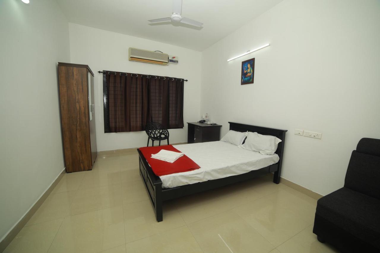 Meghna Residency Hotel Thiruvananthapuram Exterior photo